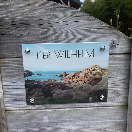 Ferienwohnung Ker Wilhelm Ploubezre Exterior foto